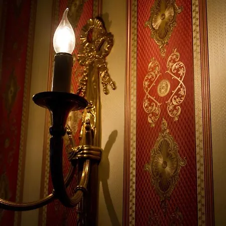 Ambassador 3*