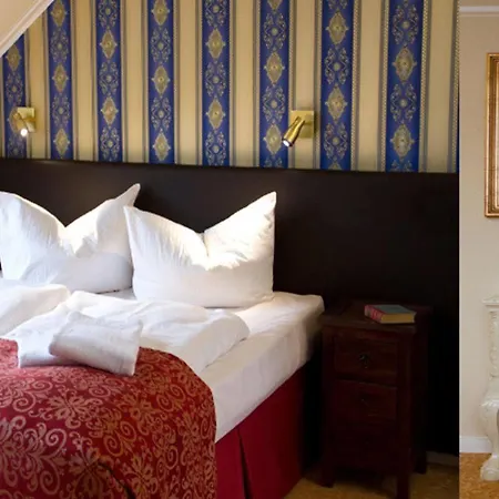 Ambassador Отель Потсдам